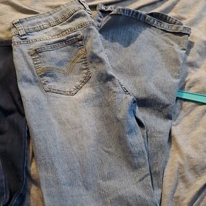 No boundaries jeans